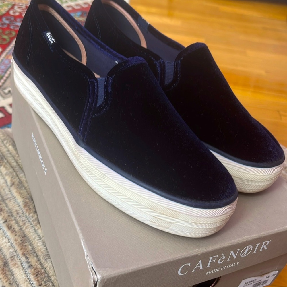 Velvet loafers, royal blue, 1 inch platform